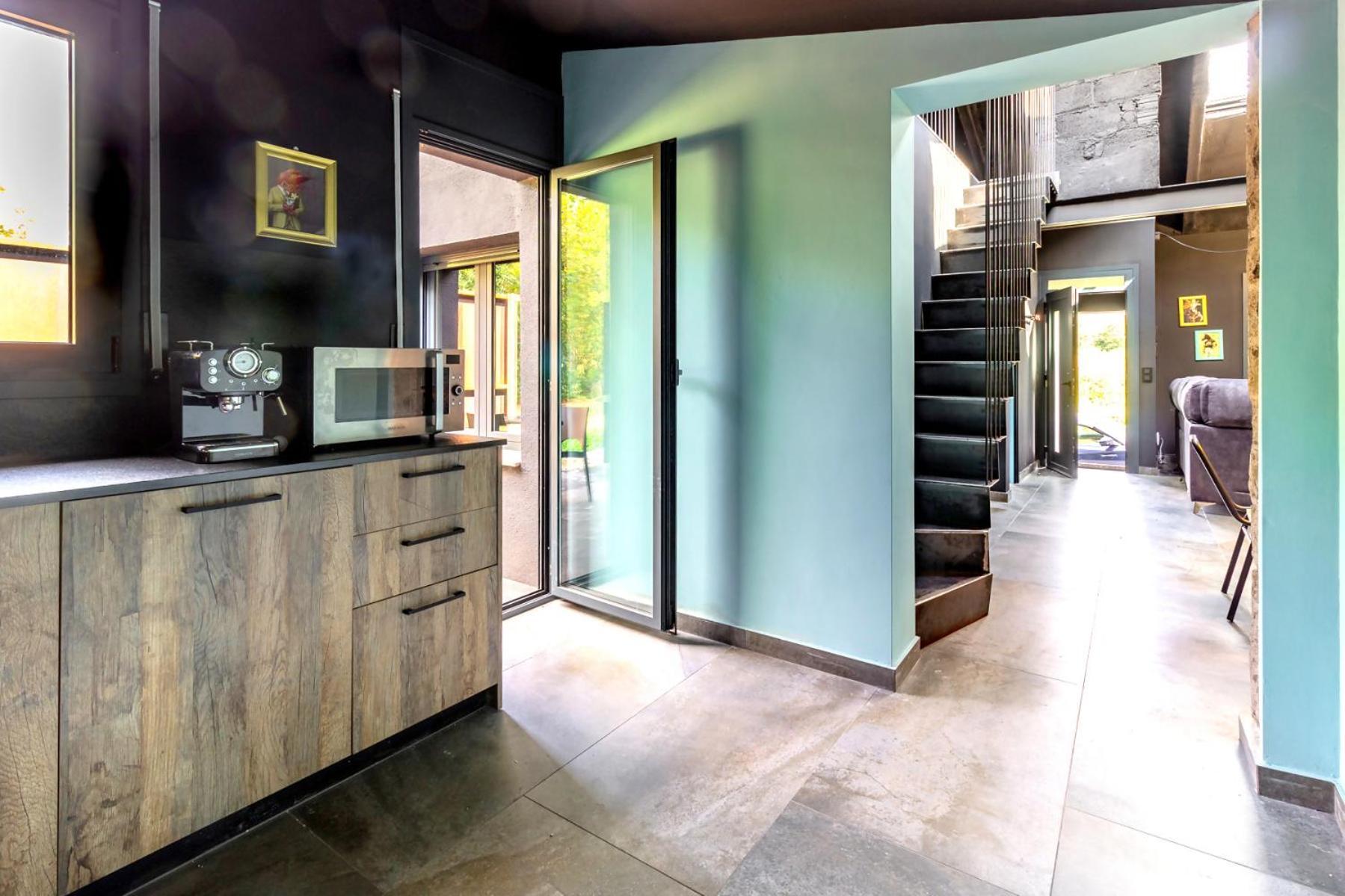 Holiday home Black House Sorprendente Casa Estilo Industrial Olot